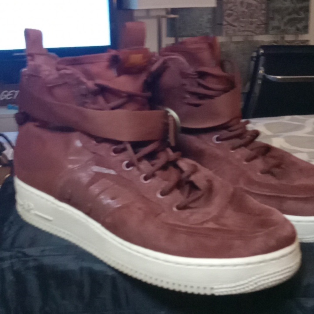 Nike shoes